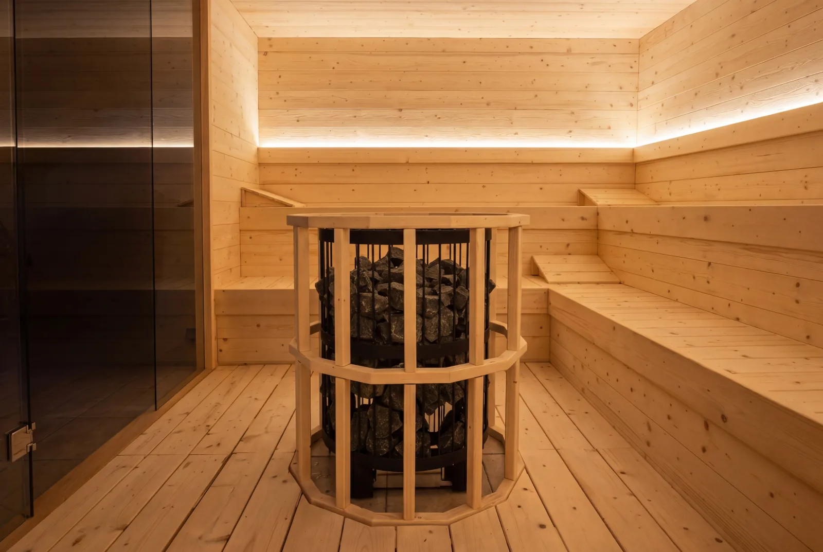 improve_the_quality_of_the_image_delete_the_objects_outside_the_sauna_xt3mq5o0f6bo7sduu4tu